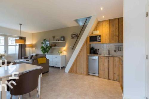 Vakantiehuis dichtbij zee, Sloestraat 25 Zoutelande in Zoutelande Vakantiehuis dichtbij zee, Sloestraat 25 Zoutelande in Zoutelande