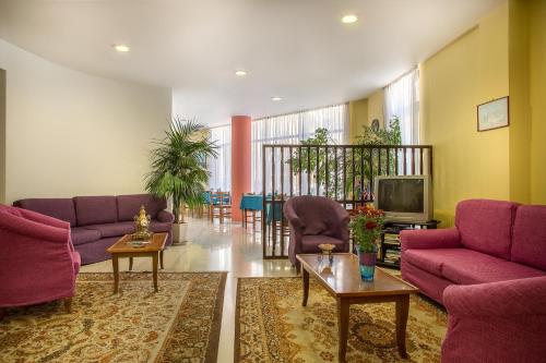 Nefeli Hotel - image 8