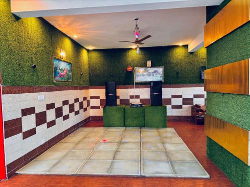 Oprema, The Ambience Resort, Nainital - A Hidden Gem Away From City Hustle in Nainital Oprema, The Ambience Resort, Nainital - A Hidden Gem Away From City Hustle in Nainital