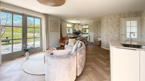 Zon aan den Hoef by Droomvilla in Wimmenum Zon aan den Hoef by Droomvilla in Wimmenum