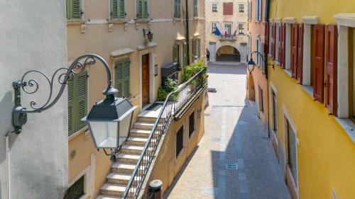 Gardastay-Dolly's house