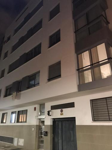 Malaga Boutique Stay - Carlos Haya Area with Parking