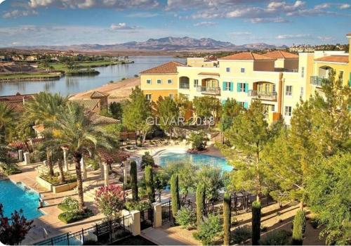 Lake Las Vegas Luxe Retreat in Las Vegas-tó Lake Las Vegas Luxe Retreat in Las Vegas-tó