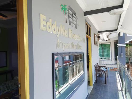 Airport Riverside Roomstay & Homestay in Pantai Cahaya Bulan (PCB) Airport Riverside Roomstay & Homestay in Pantai Cahaya Bulan (PCB)