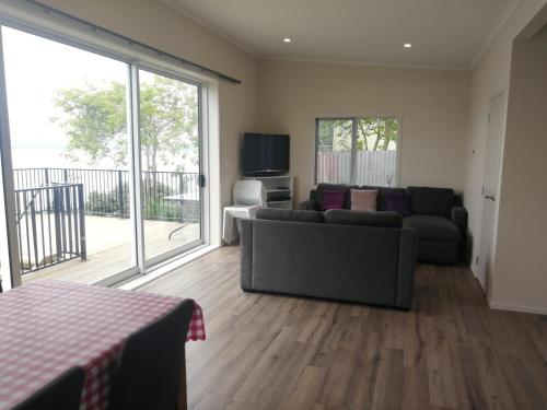 Kawhia seaview house in Waitomo Kawhia seaview house in Waitomo