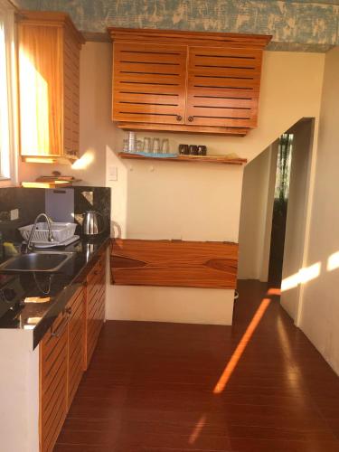 Kitchen, DC Travellers Inn 2 in Plaridel (Bulacan) Kitchen, DC Travellers Inn 2 in Plaridel (Bulacan)