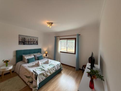 CERDEIRINHAS DE BASTO "Piso Q 4" in กาเนโด เด บาสโต CERDEIRINHAS DE BASTO "Piso Q 4" in กาเนโด เด บาสโต