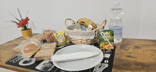 Food and beverages, ALOHA ROOM vicino all'aeroporto in Borgo Panigale Food and beverages, ALOHA ROOM vicino all'aeroporto in Borgo Panigale