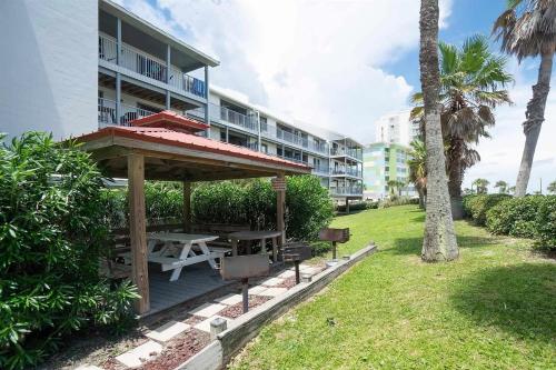 Cozy Coastal Getaway with Pool Access & Short 5-min Walk to Beach in Orange Beach (AL) Cozy Coastal Getaway with Pool Access & Short 5-min Walk to Beach in Orange Beach (AL)