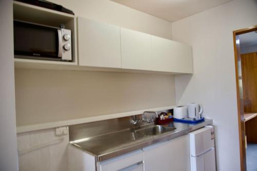 Aotea Lodge Porirua in โพรีรัว Aotea Lodge Porirua in โพรีรัว
