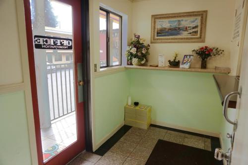 在meiguo.com看到的山前广场汽车旅馆的介绍图片