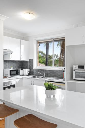 Bright & Comfy Double Room - Cozy and Well-Connected - Shared Bathroom in Blacktown Bright & Comfy Double Room - Cozy and Well-Connected - Shared Bathroom in Blacktown