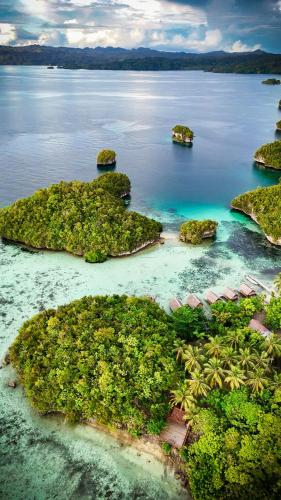 GAM BAY bungalow's in Raja Ampat GAM BAY bungalow's in Raja Ampat
