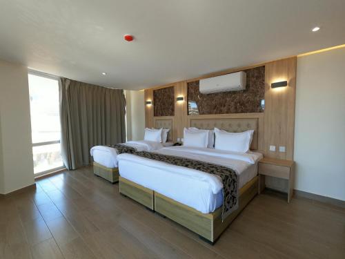 Grand Season Hotel in Aqaba Grand Season Hotel in Aqaba