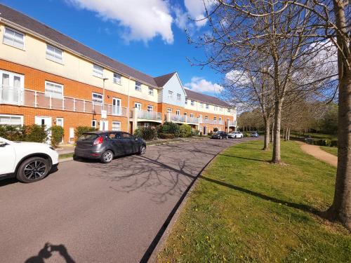 Vistas, Cozy Home Away from Home with London & Gatwick Airport Nearby in Reigate Vistas, Cozy Home Away from Home with London & Gatwick Airport Nearby in Reigate