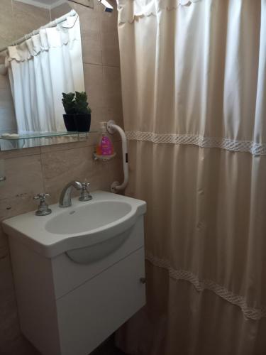 샤워실, America in 돈 보스코 샤워실, America in 돈 보스코