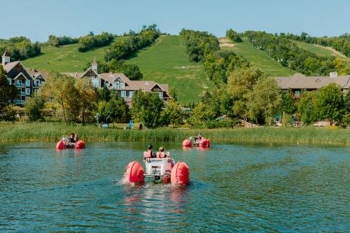 Attractions, Blue Mountain Resort in The Blue Mountains (ON) Attractions, Blue Mountain Resort in The Blue Mountains (ON)