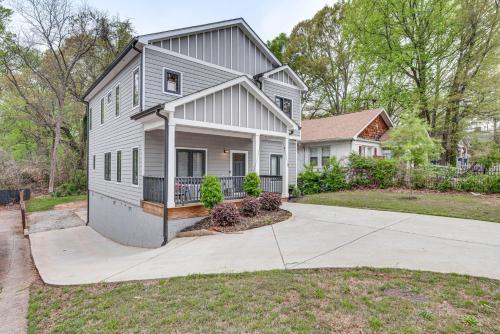 5 Mi to Dtwn ATL Home with Office and Large Backyard! near Aaron's Amphitheatre at Lakewood 5 Mi to Dtwn ATL Home with Office and Large Backyard! near Aaron's Amphitheatre at Lakewood