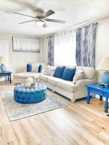 Family Comfort with Graceful Stays in Decatur Family Comfort with Graceful Stays in Decatur