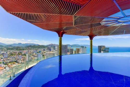리게일리어 골드 호텔 (Regalia Gold Hotel) in 나트랑 / 나짱 리게일리어 골드 호텔 (Regalia Gold Hotel) in 나트랑 / 나짱