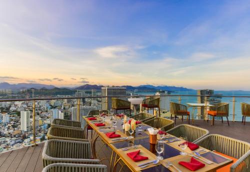 Regalia Gold Hotel in Nha Trang Regalia Gold Hotel in Nha Trang