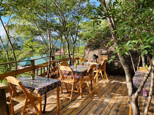 Terraza/balcón, Aika Sunrise - Your Home in the Hills in Iringa Terraza/balcón, Aika Sunrise - Your Home in the Hills in Iringa