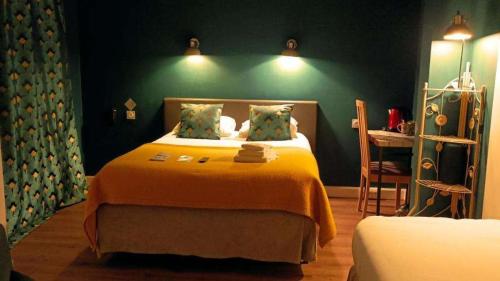 Hôtel Le petit billot (Hotel Le petit billot) in Vitre Hôtel Le petit billot (Hotel Le petit billot) in Vitre