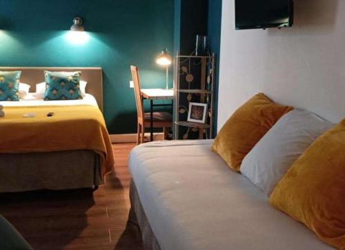 Hôtel Le petit billot (Hotel Le petit billot) in Vitre Hôtel Le petit billot (Hotel Le petit billot) in Vitre