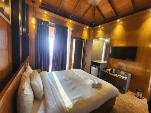 TUPTUP Resto & Resort in Inani TUPTUP Resto & Resort in Inani