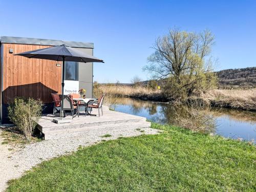 Holiday Home Tiny Haus Lieblingsplatz by Interhome in Beilngries Holiday Home Tiny Haus Lieblingsplatz by Interhome in Beilngries