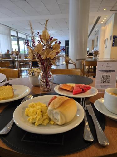 فندق كومفورت ساو كايتانو (Comfort Hotel Sao Caetano) in سو كيتانو دو سول فندق كومفورت ساو كايتانو (Comfort Hotel Sao Caetano) in سو كيتانو دو سول