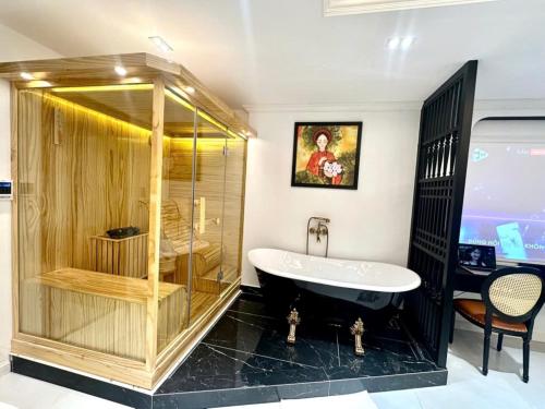 Łazienka, Love Luxury Hotel Bà Điểm (Love Luxury Hotel Ba Điem) in Hoc Mon Łazienka, Love Luxury Hotel Bà Điểm (Love Luxury Hotel Ba Điem) in Hoc Mon