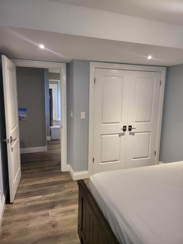 JUS RI Lakefront accommodation in Fort Erie JUS RI Lakefront accommodation in Fort Erie