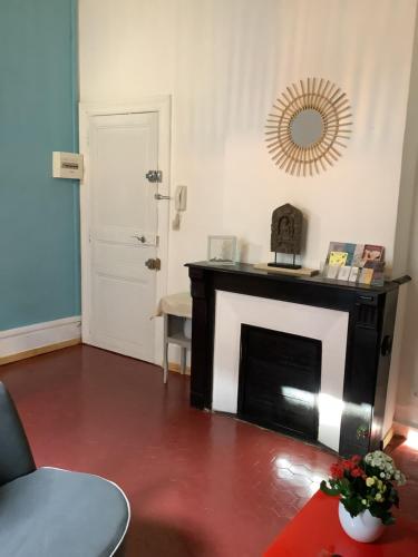 Le Petit Méditerranéen (Le Petit Mediterraneen) in Пероль Le Petit Méditerranéen (Le Petit Mediterraneen) in Пероль