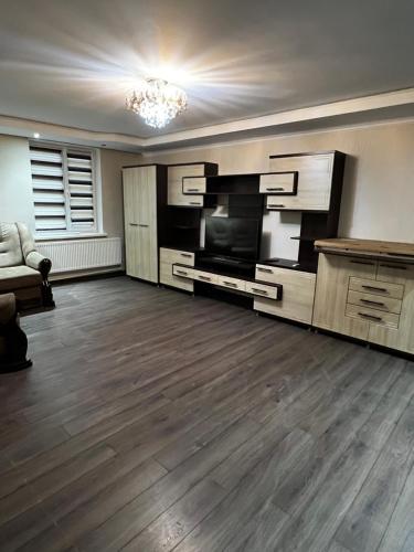 Casa de locuit cu doua odai plus living in Edinets Casa de locuit cu doua odai plus living in Edinets