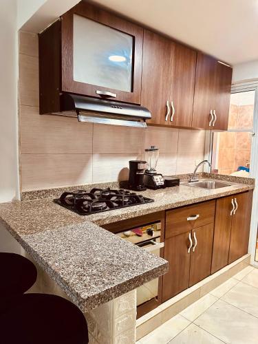 廚房, Casa para 6 con parqueadero privado near 埃內斯托.科蒂索斯國際機場 廚房, Casa para 6 con parqueadero privado near 埃內斯托.科蒂索斯國際機場
