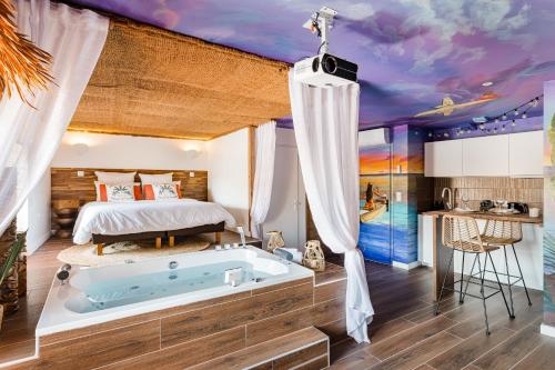 Hot tub, Moments de douceur - Suite Laponie et Suite Tahiti in Saint-Clair Hot tub, Moments de douceur - Suite Laponie et Suite Tahiti in Saint-Clair