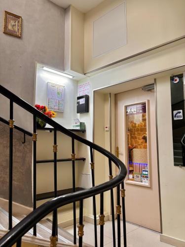 Hotel Des Fontaines in 3rd - Temple - Republique Hotel Des Fontaines in 3rd - Temple - Republique