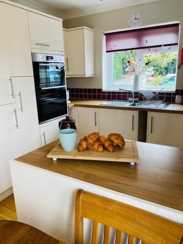 Peaceful, private, perfect home from home in Gedling Peaceful, private, perfect home from home in Gedling