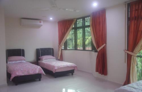 Kulim LakeView Homestay at Golf Resort in Kulim Kulim LakeView Homestay at Golf Resort in Kulim