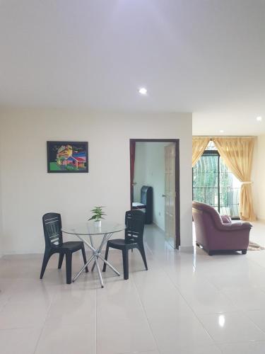 Kulim LakeView Homestay at Golf Resort in Kulim Kulim LakeView Homestay at Golf Resort in Kulim