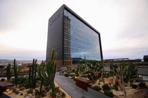 Exterior view, QUARTZ HOTEL & SPA in Tijuana Exterior view, QUARTZ HOTEL & SPA in Tijuana