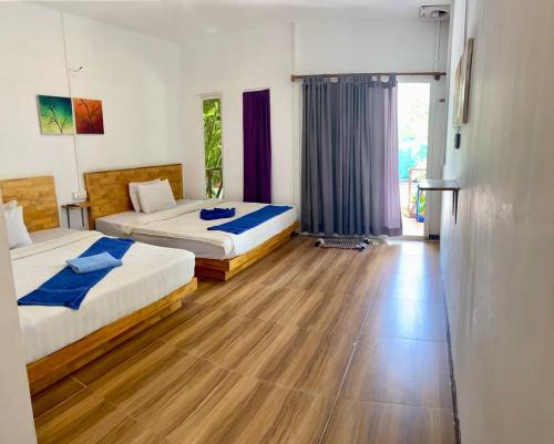 Sweet Time Bungalows in Koh Rong Sanloem Sweet Time Bungalows in Koh Rong Sanloem