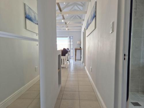 Pearly Tides in Pearly Beach Pearly Tides in Pearly Beach