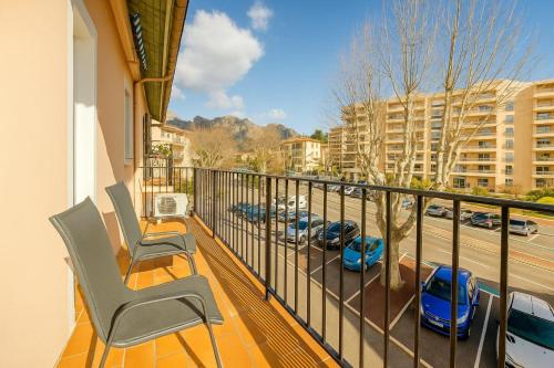 beranda/teres, Hotel Parisien in Menton beranda/teres, Hotel Parisien in Menton