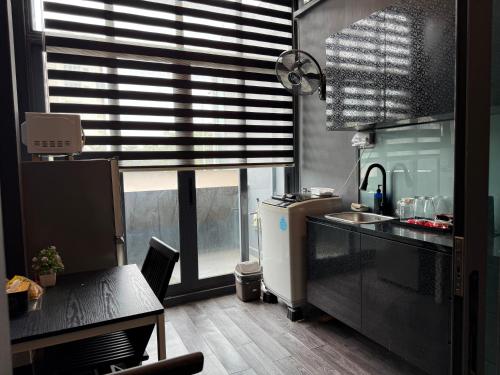 JJH Serviced Apartments near Serangoon MRT in Serangoon JJH Serviced Apartments near Serangoon MRT in Serangoon