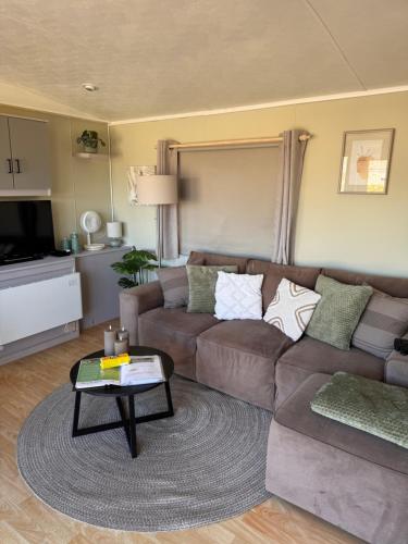 المرافق, Chalet met 2 slaapkamers op gezellige camping met zwembad nabij Ijsselmeer in Warns المرافق, Chalet met 2 slaapkamers op gezellige camping met zwembad nabij Ijsselmeer in Warns