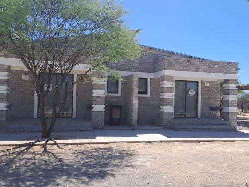 Vista exterior, Ghanzi Travel and Accommodation in Ghanzi Vista exterior, Ghanzi Travel and Accommodation in Ghanzi