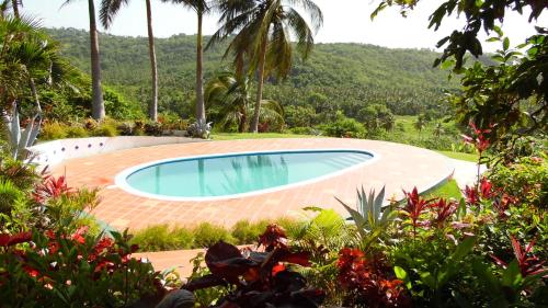 Piscina, Fond Bay Suites Hotel - Breathtaking Ocean Views in Micoud Piscina, Fond Bay Suites Hotel - Breathtaking Ocean Views in Micoud