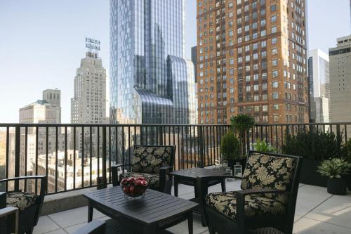 The Manhattan Club in Midtown West The Manhattan Club in Midtown West